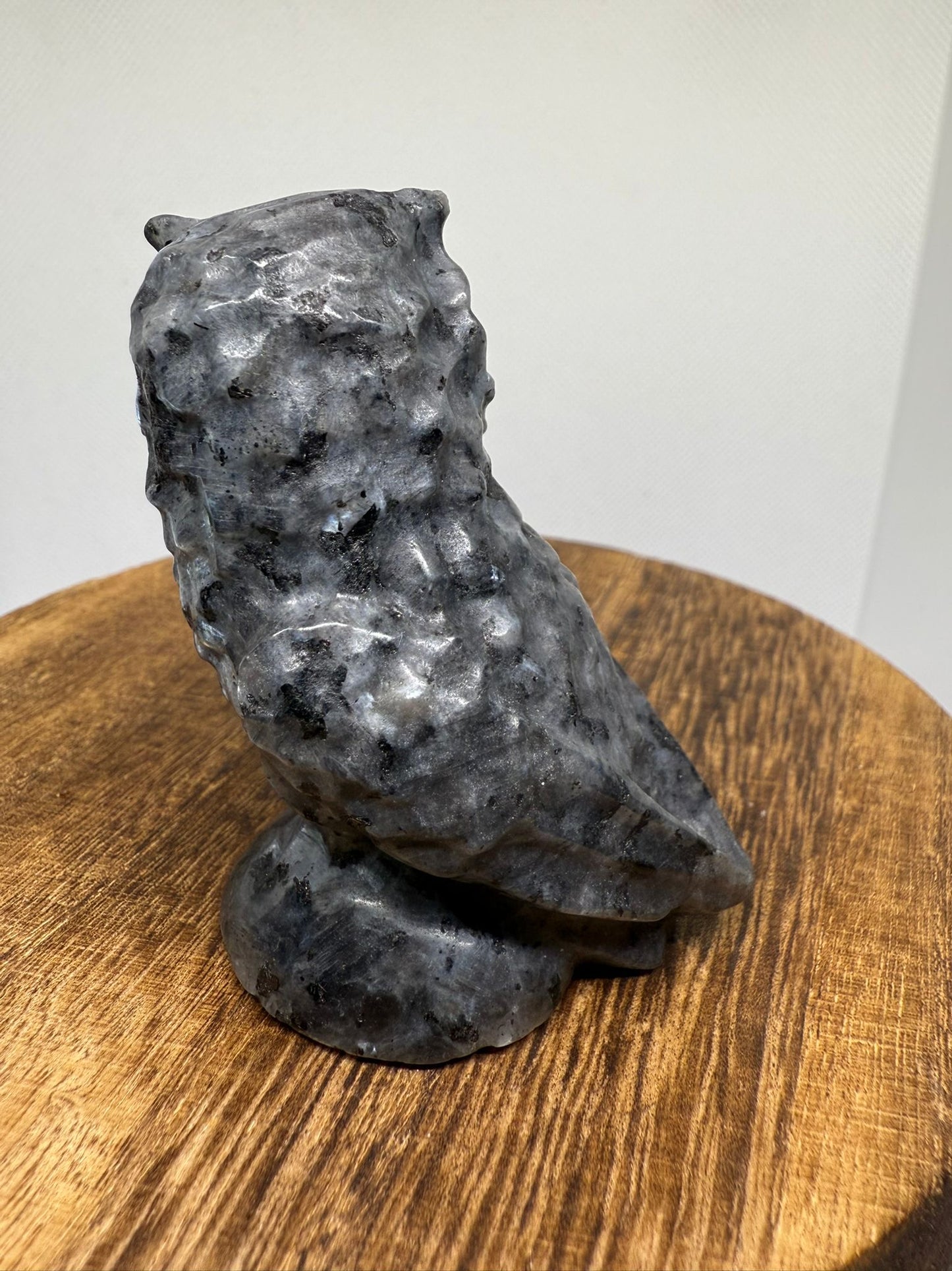Larvikite owl
