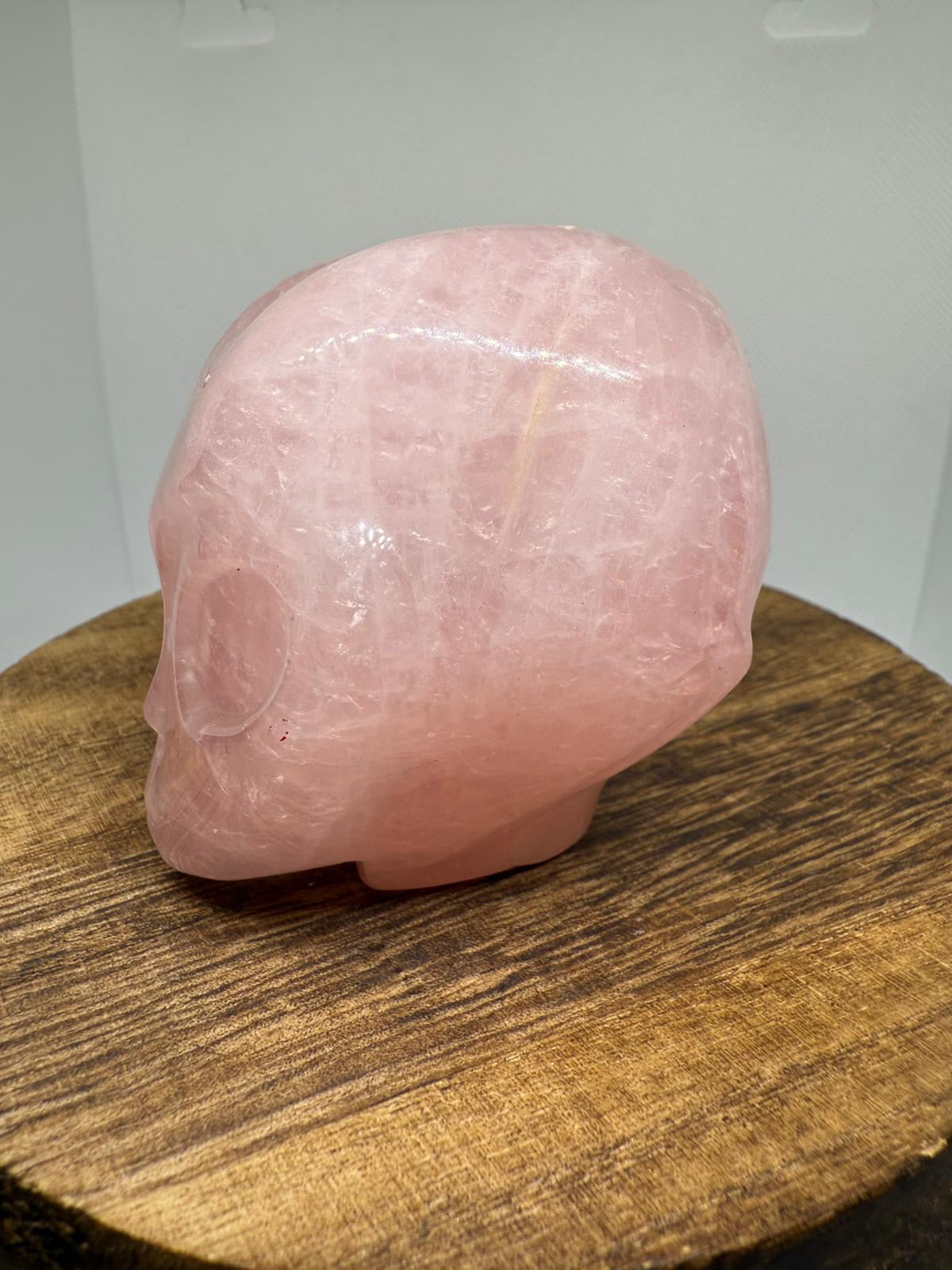 Rose quartz alien head