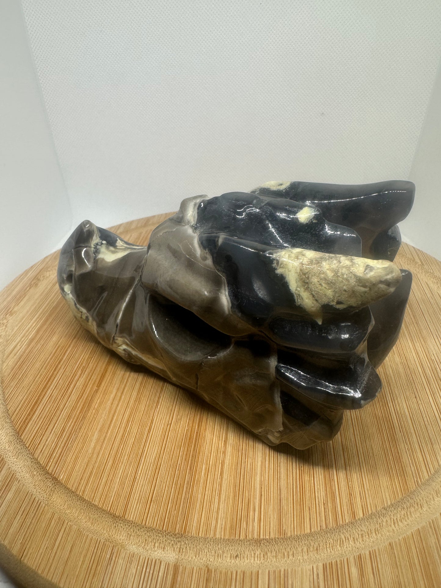 Volcano agate dragon head